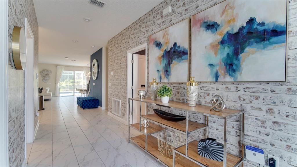 待售: $750,000 (7 贝兹, 5 浴室, 4019 平方英尺)