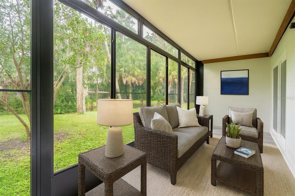 На продажу: $200,000 (2 спален, 2 ванн, 897 Квадратных фут)