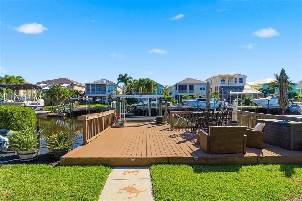 Под контрактом: $659,000 (3 спален, 2 ванн, 2146 Квадратных фут)