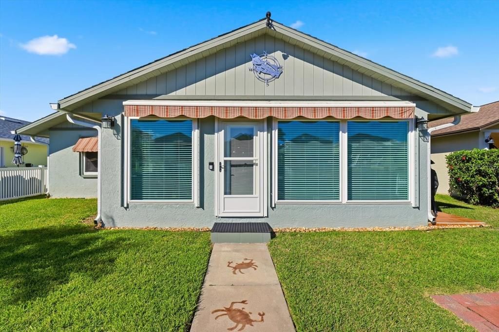 Под контрактом: $659,000 (3 спален, 2 ванн, 2146 Квадратных фут)