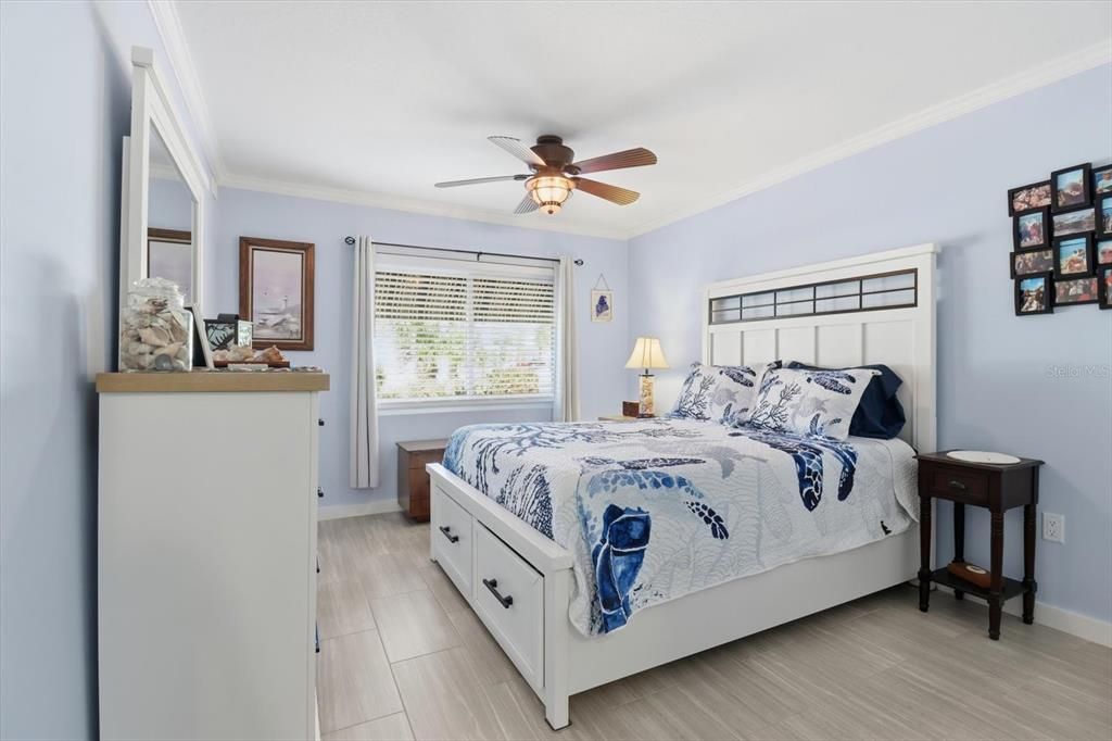 Под контрактом: $659,000 (3 спален, 2 ванн, 2146 Квадратных фут)