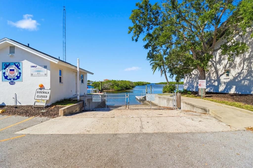 Под контрактом: $659,000 (3 спален, 2 ванн, 2146 Квадратных фут)