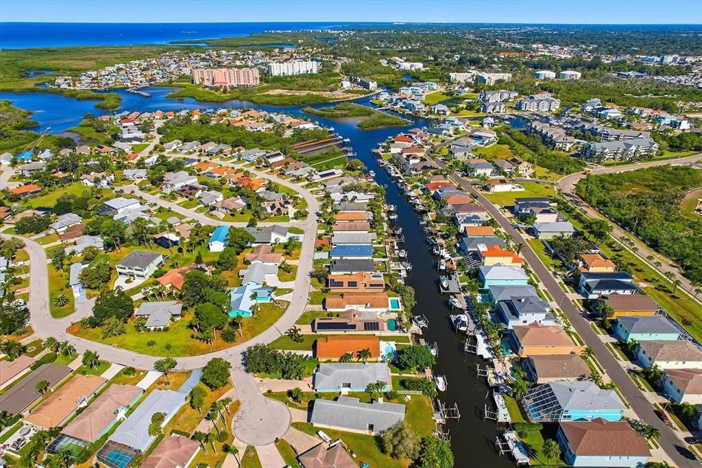 Под контрактом: $659,000 (3 спален, 2 ванн, 2146 Квадратных фут)