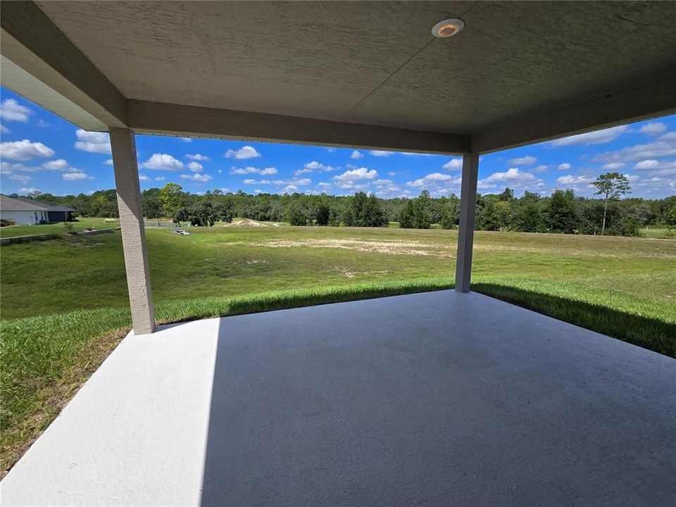 For Sale: $287,950 (4 beds, 2 baths, 1635 Square Feet)