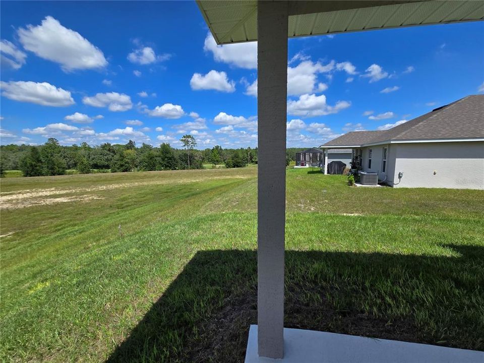 For Sale: $287,950 (4 beds, 2 baths, 1635 Square Feet)