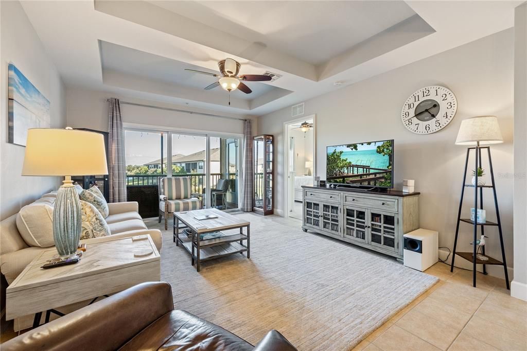 待售: $219,900 (3 贝兹, 2 浴室, 1288 平方英尺)