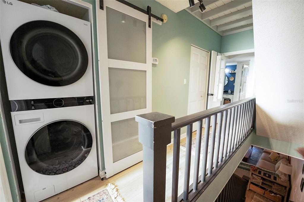 合同活跃: $294,700 (3 贝兹, 2 浴室, 2029 平方英尺)