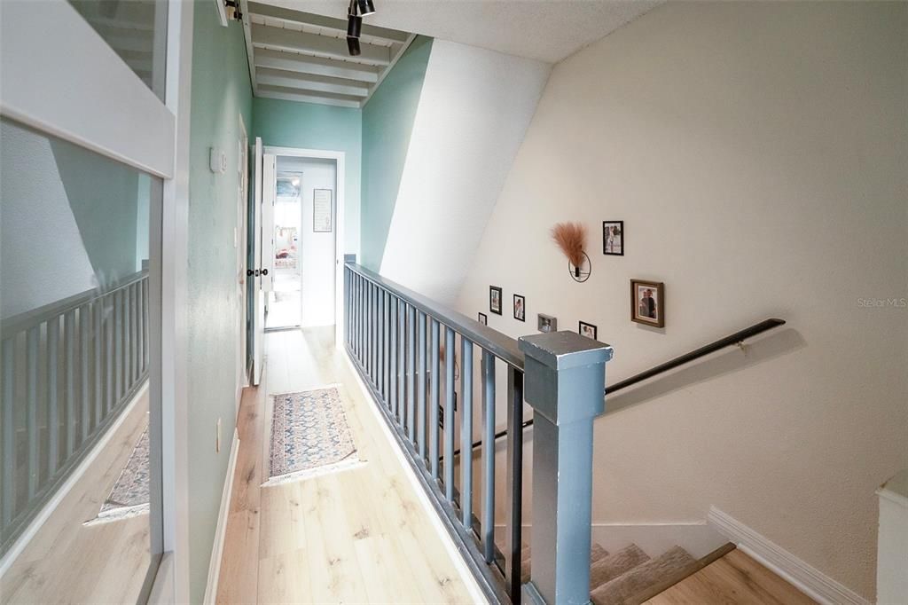 合同活跃: $294,700 (3 贝兹, 2 浴室, 2029 平方英尺)