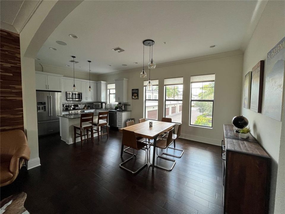 В аренду: $6,000 (3 спален, 3 ванн, 2291 Квадратных фут)