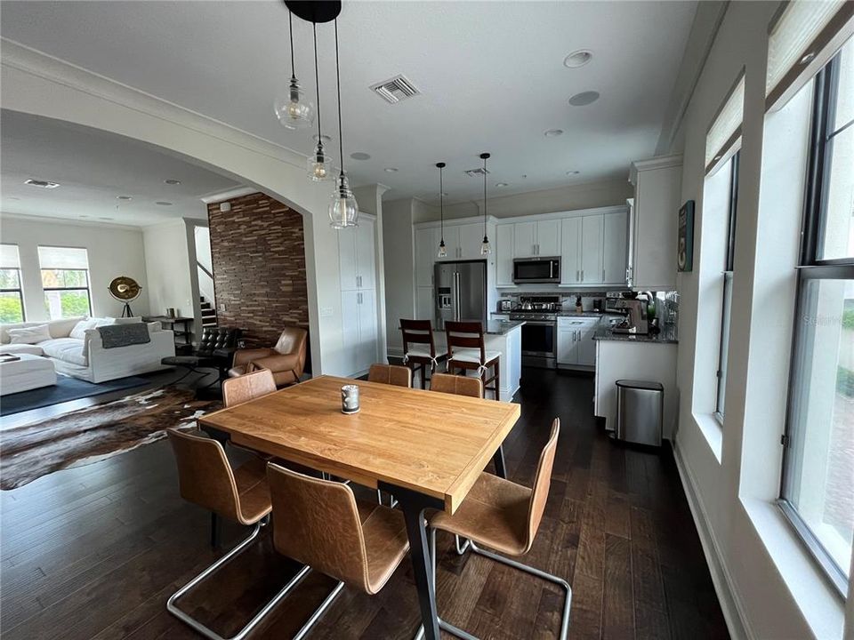 В аренду: $6,000 (3 спален, 3 ванн, 2291 Квадратных фут)