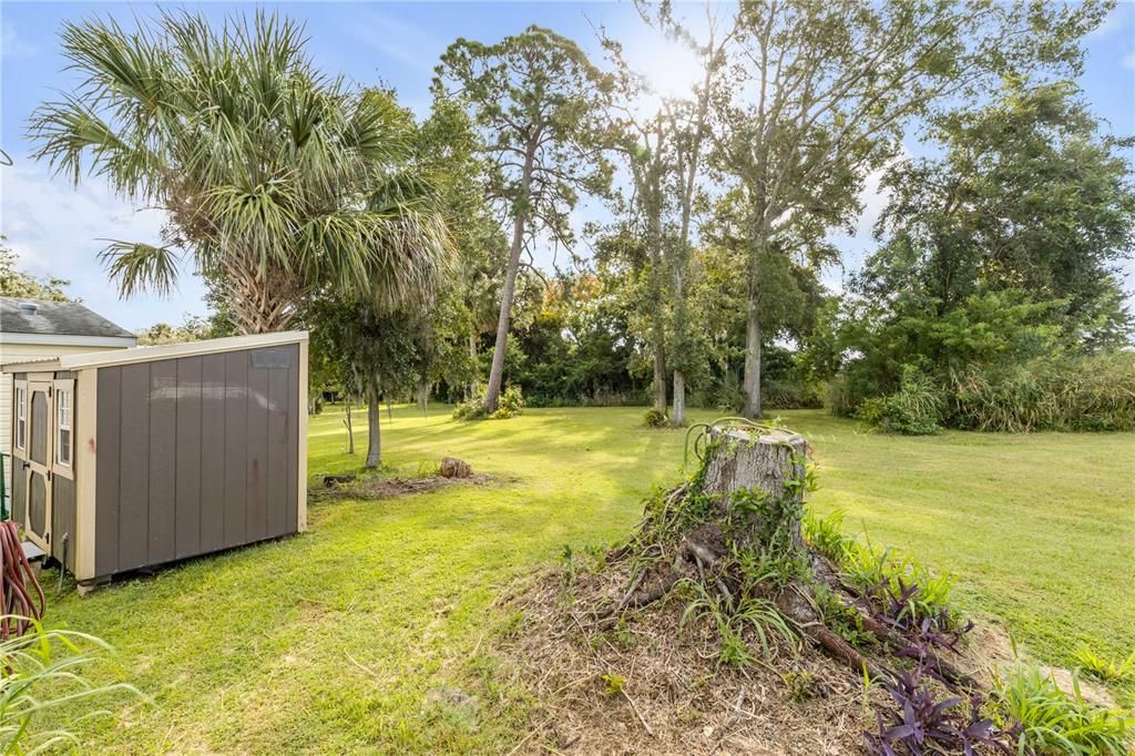 For Sale: $240,000 (2 beds, 2 baths, 1054 Square Feet)