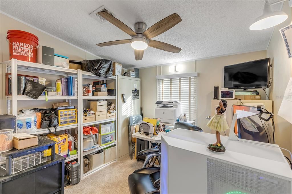 For Sale: $240,000 (2 beds, 2 baths, 1054 Square Feet)