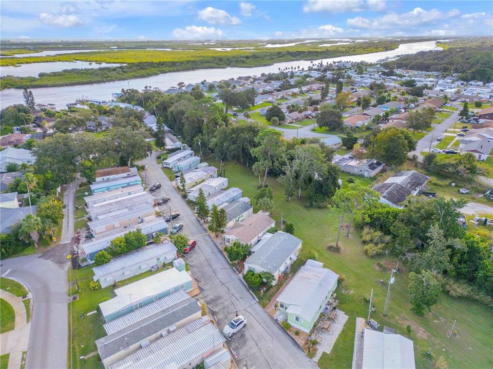 For Sale: $240,000 (2 beds, 2 baths, 1054 Square Feet)