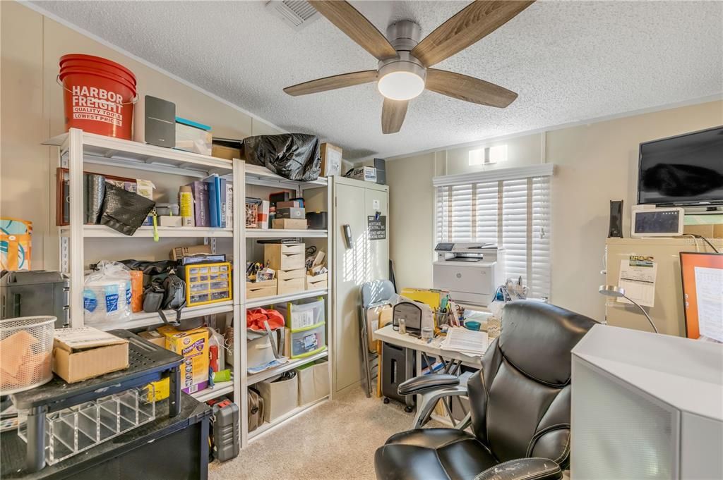 For Sale: $240,000 (2 beds, 2 baths, 1054 Square Feet)