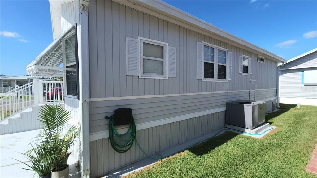 For Sale: $119,900 (2 beds, 1 baths, 670 Square Feet)