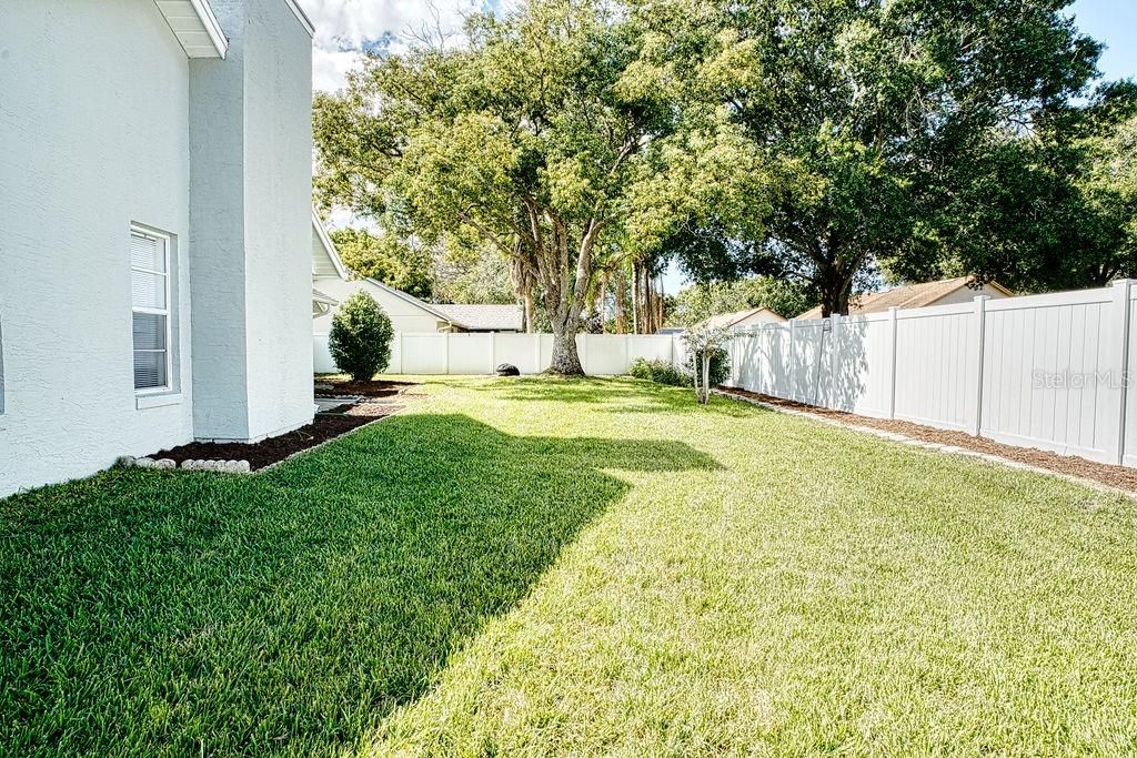 For Sale: $569,000 (3 beds, 2 baths, 1688 Square Feet)