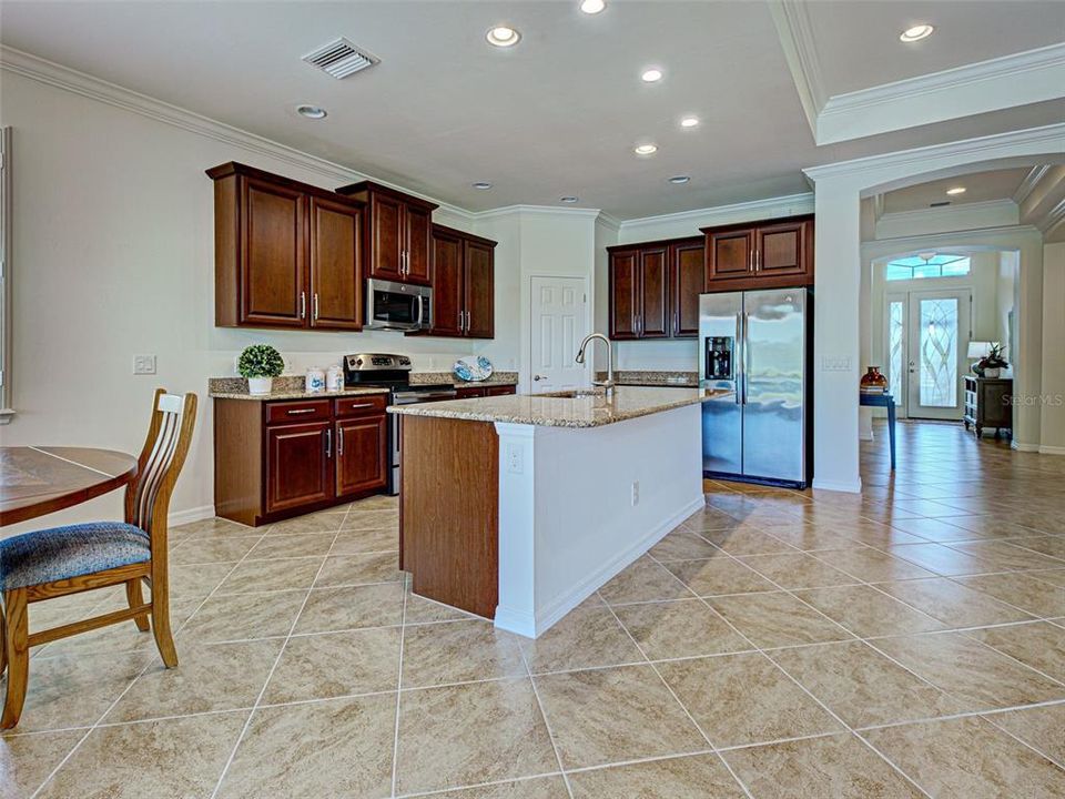 Active With Contract: $475,000 (3 beds, 2 baths, 1984 Square Feet)