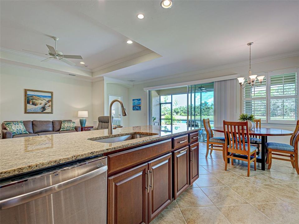 Active With Contract: $475,000 (3 beds, 2 baths, 1984 Square Feet)