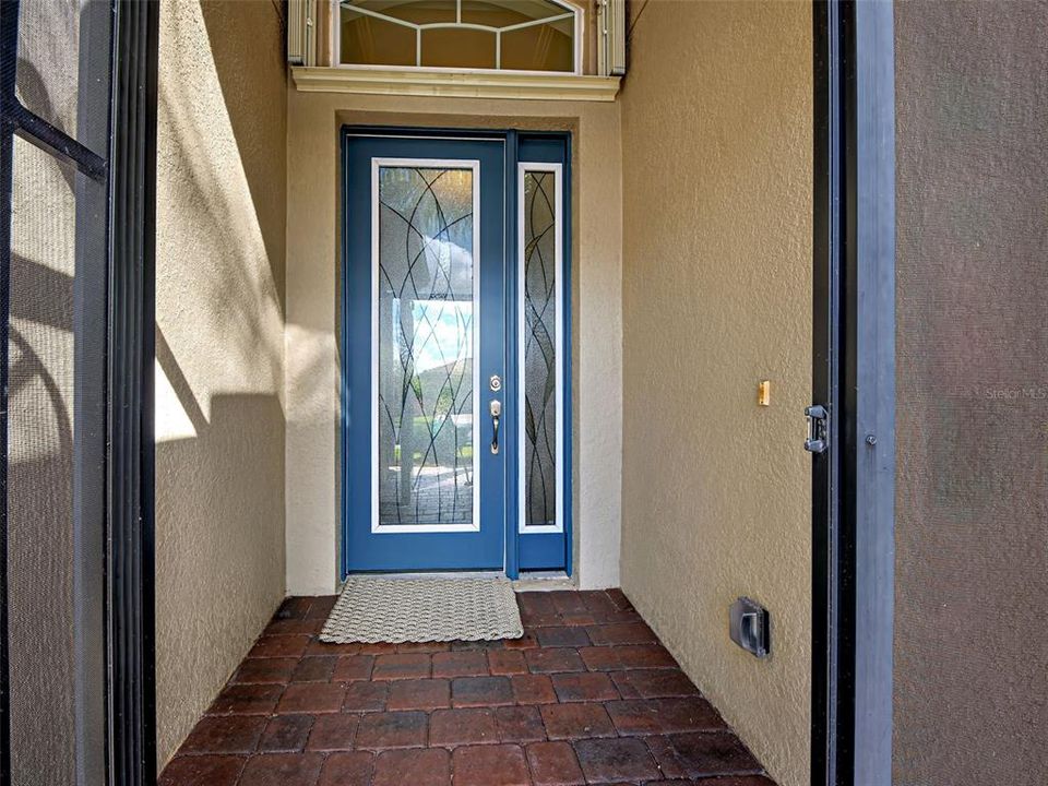 Active With Contract: $475,000 (3 beds, 2 baths, 1984 Square Feet)