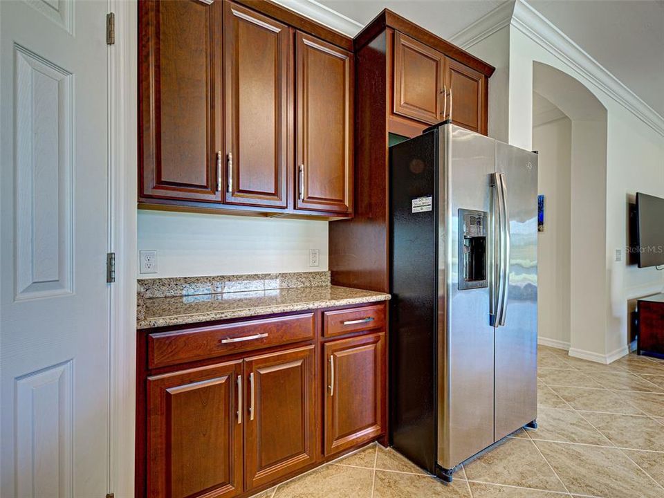 Active With Contract: $475,000 (3 beds, 2 baths, 1984 Square Feet)