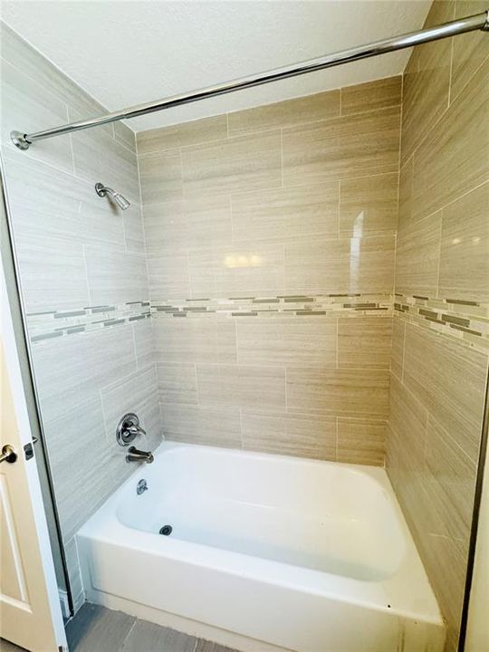 待售: $456,000 (3 贝兹, 2 浴室, 1813 平方英尺)