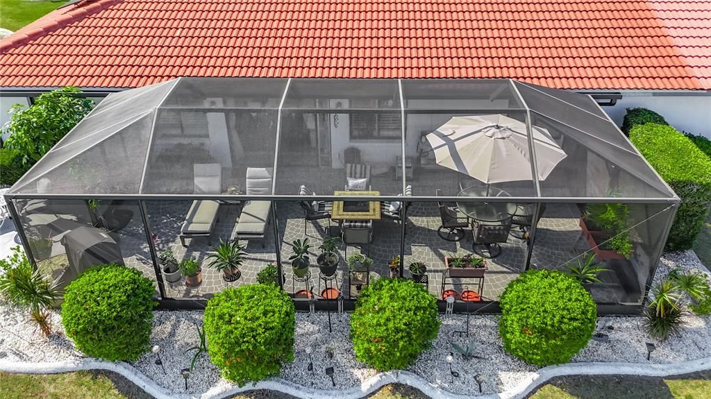 合同活跃: $333,999 (2 贝兹, 2 浴室, 1761 平方英尺)