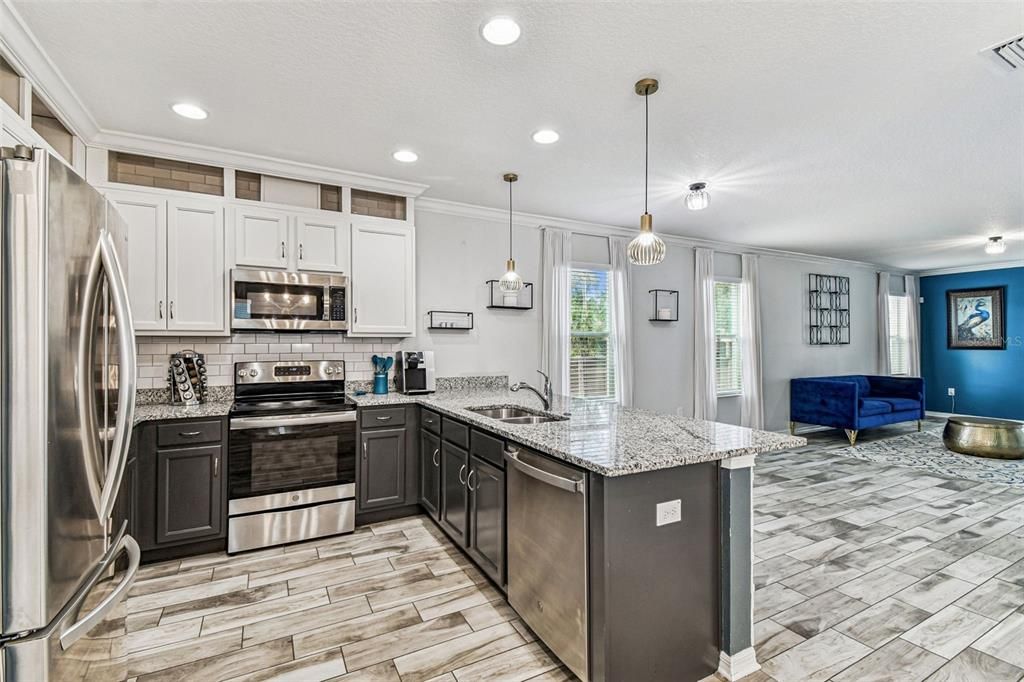 待售: $380,350 (3 贝兹, 2 浴室, 1776 平方英尺)