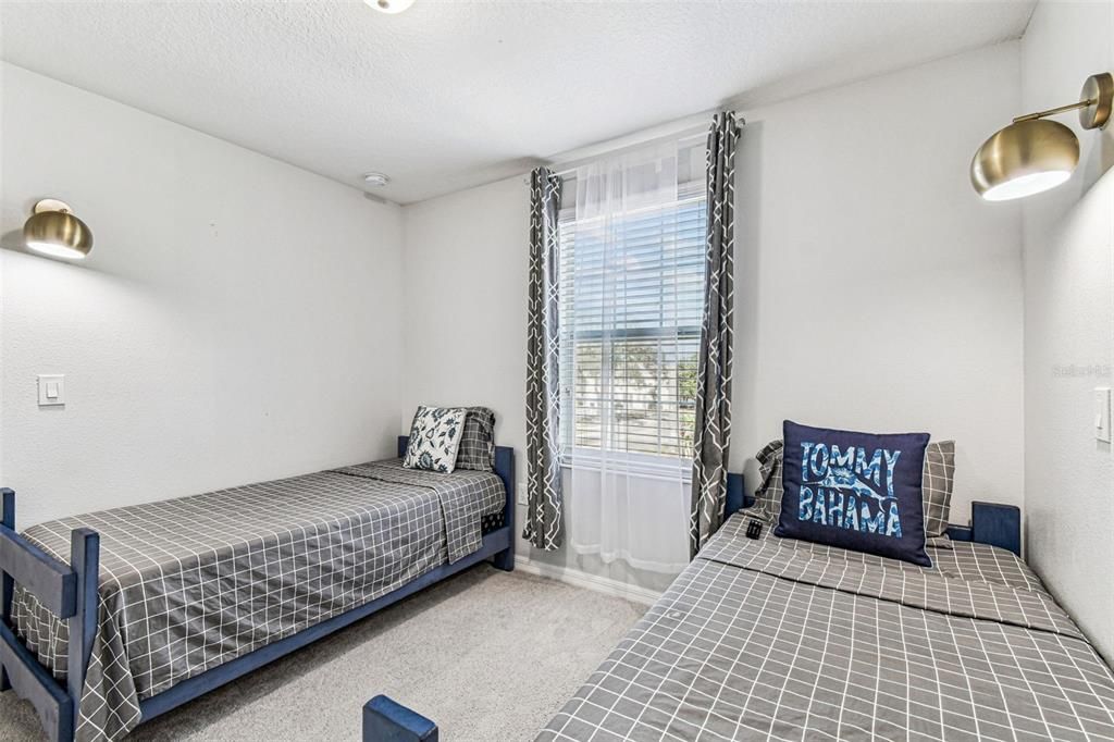 待售: $380,350 (3 贝兹, 2 浴室, 1776 平方英尺)