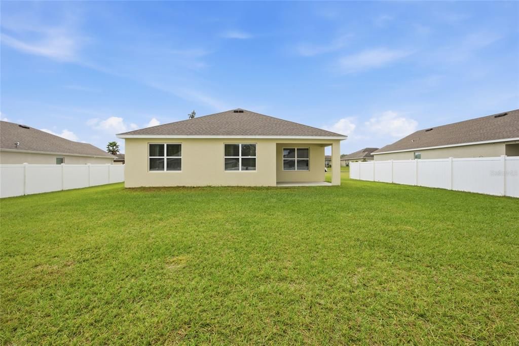 En Venta: $299,000 (3 camas, 2 baños, 1672 Pies cuadrados)