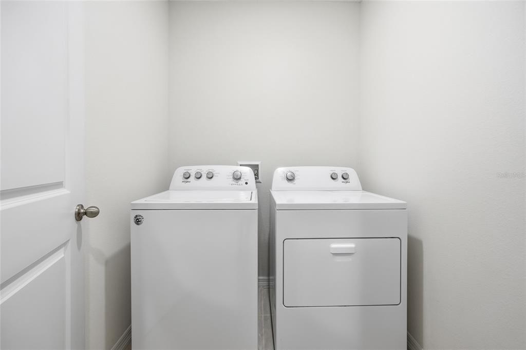 En Venta: $299,000 (3 camas, 2 baños, 1672 Pies cuadrados)