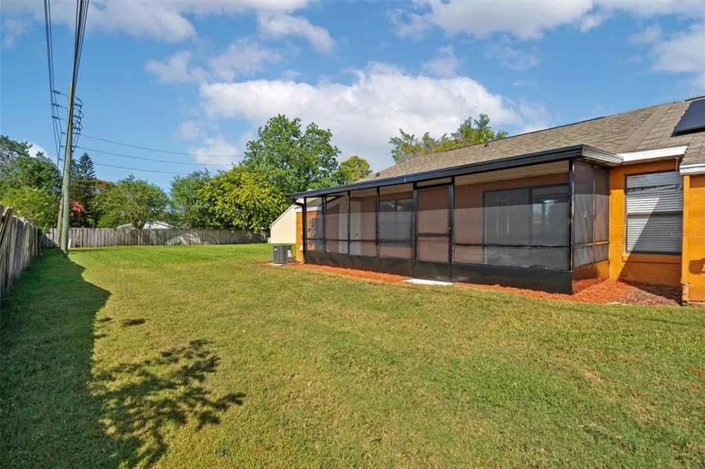 For Sale: $280,000 (3 beds, 2 baths, 1070 Square Feet)