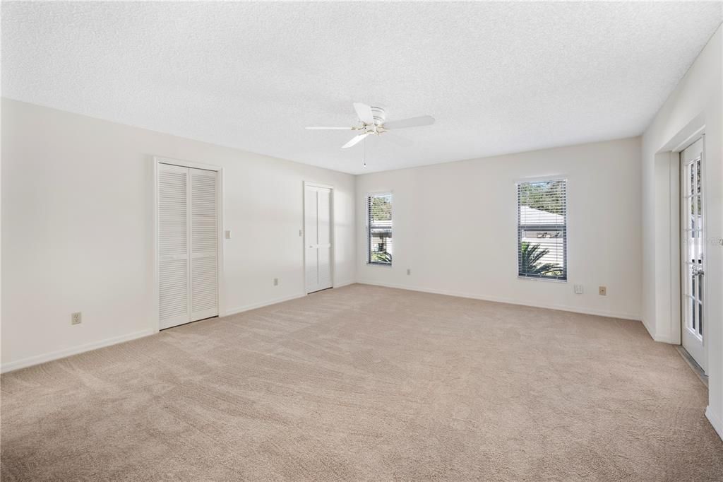 For Sale: $425,000 (3 beds, 2 baths, 2562 Square Feet)