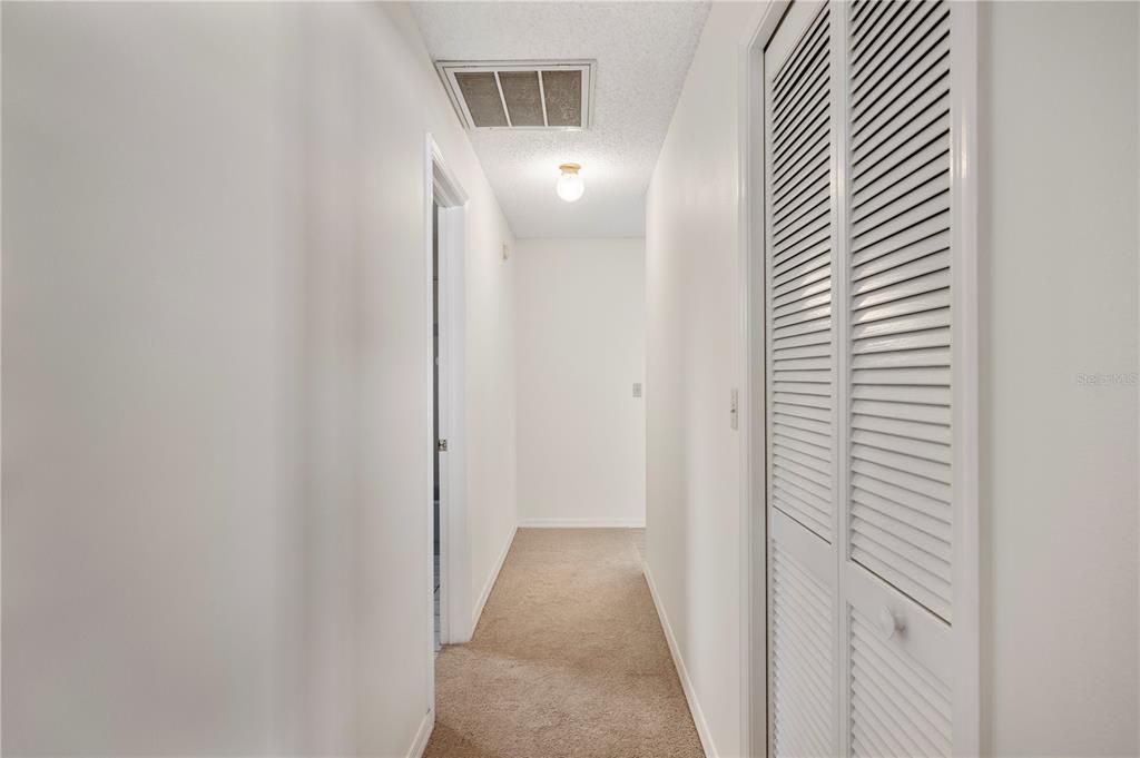 For Sale: $425,000 (3 beds, 2 baths, 2562 Square Feet)