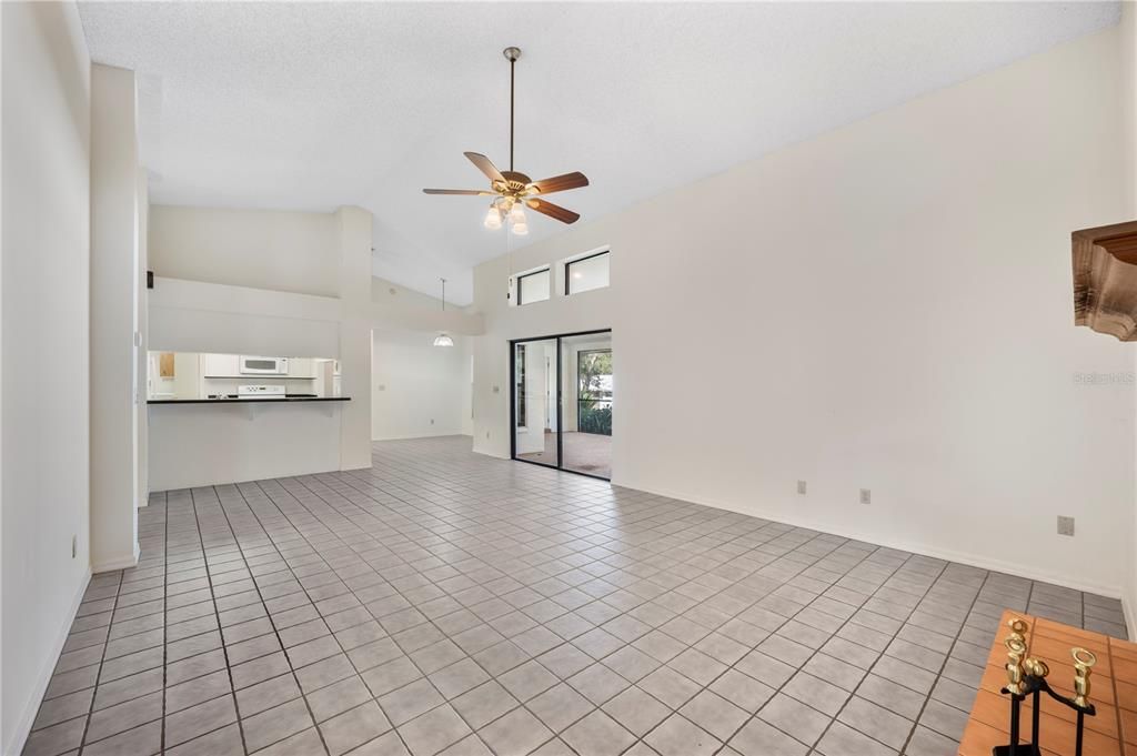 For Sale: $425,000 (3 beds, 2 baths, 2562 Square Feet)