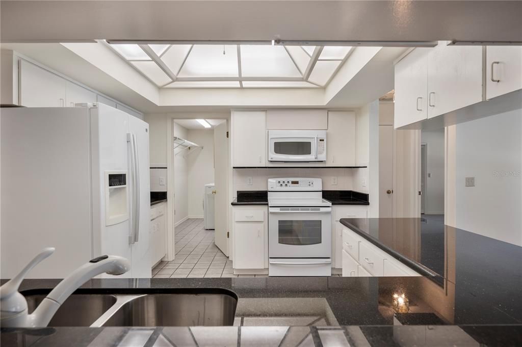 For Sale: $425,000 (3 beds, 2 baths, 2562 Square Feet)