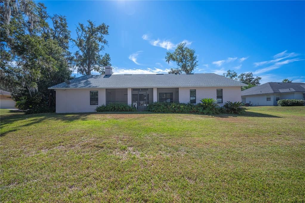 For Sale: $425,000 (3 beds, 2 baths, 2562 Square Feet)