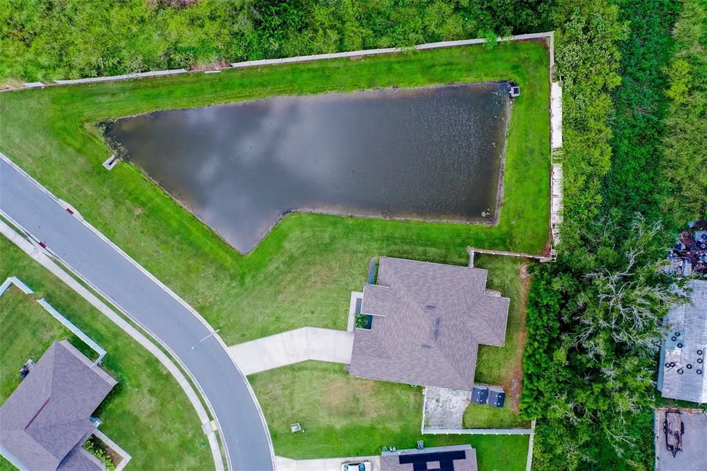 待售: $389,900 (4 贝兹, 3 浴室, 2226 平方英尺)