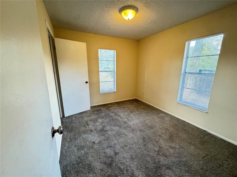 Active With Contract: $295,000 (3 beds, 2 baths, 1064 Square Feet)