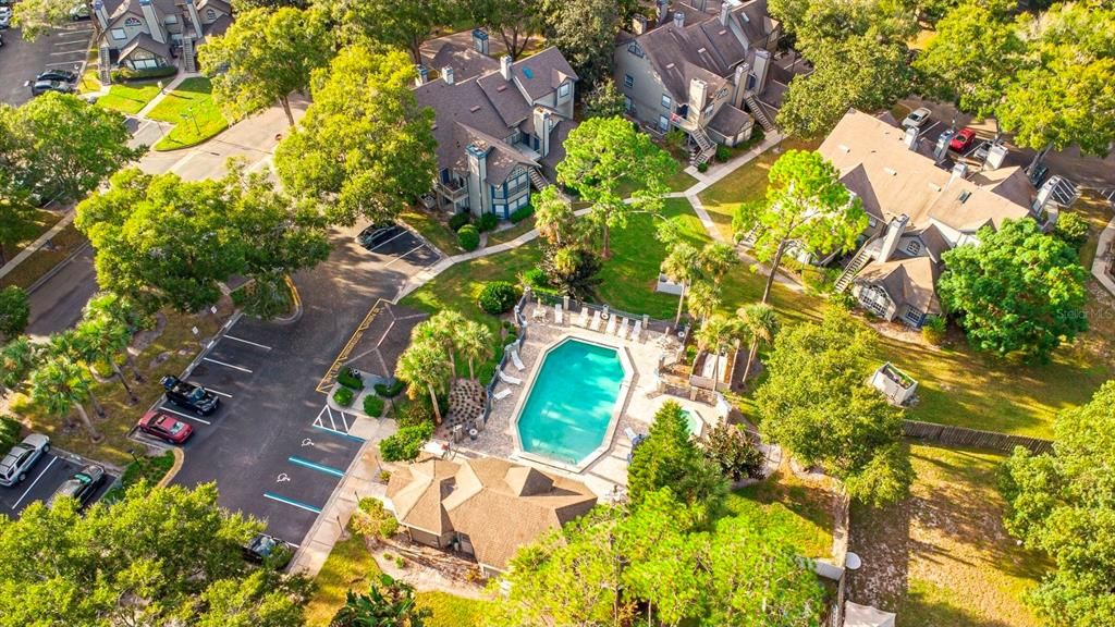 Active With Contract: $195,500 (2 beds, 2 baths, 998 Square Feet)