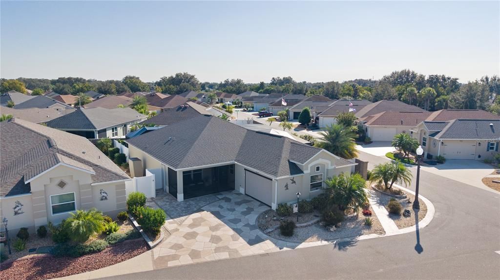 合同活跃: $550,000 (3 贝兹, 2 浴室, 1700 平方英尺)