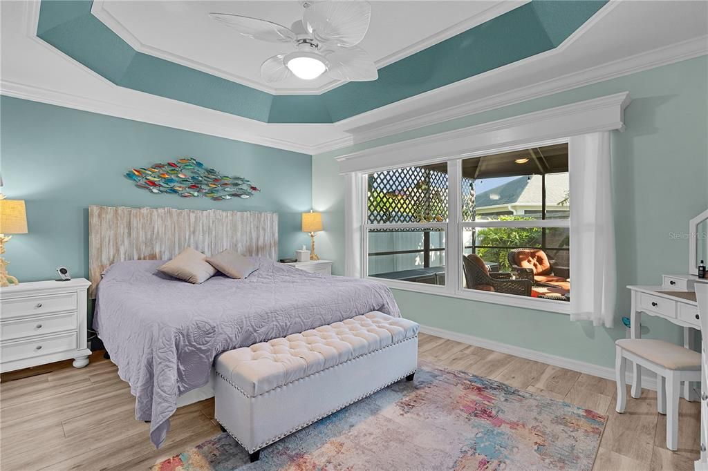 合同活跃: $550,000 (3 贝兹, 2 浴室, 1700 平方英尺)