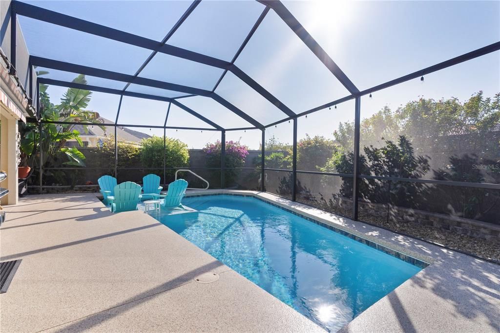 合同活跃: $550,000 (3 贝兹, 2 浴室, 1700 平方英尺)