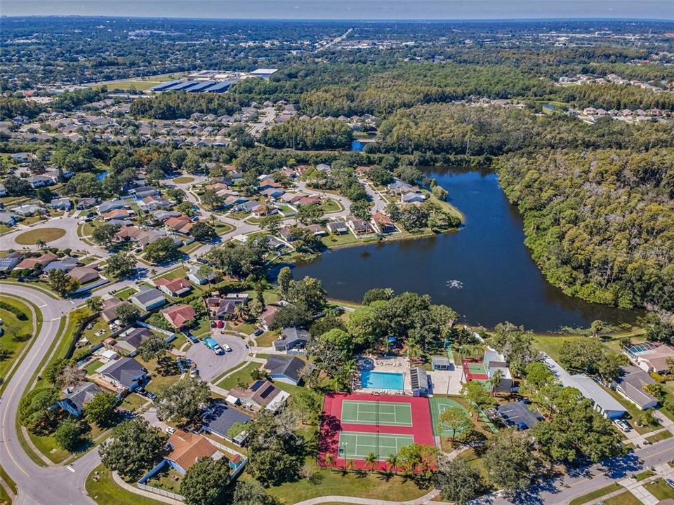 En Venta: $265,000 (2 camas, 2 baños, 900 Pies cuadrados)