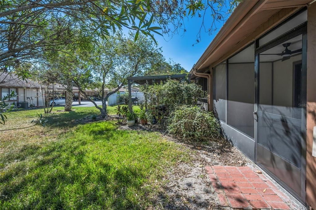 En Venta: $265,000 (2 camas, 2 baños, 900 Pies cuadrados)