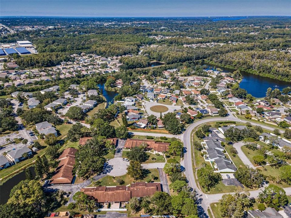 En Venta: $265,000 (2 camas, 2 baños, 900 Pies cuadrados)