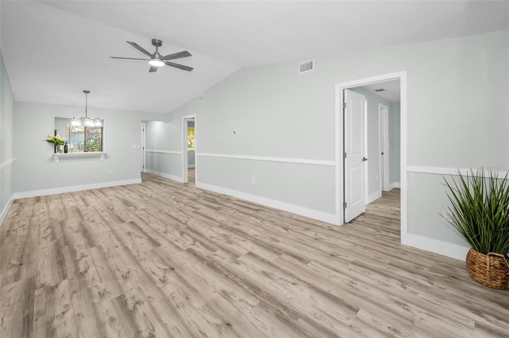 En Venta: $265,000 (2 camas, 2 baños, 900 Pies cuadrados)