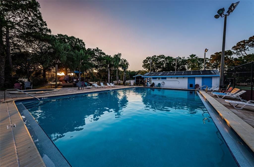 En Venta: $265,000 (2 camas, 2 baños, 900 Pies cuadrados)