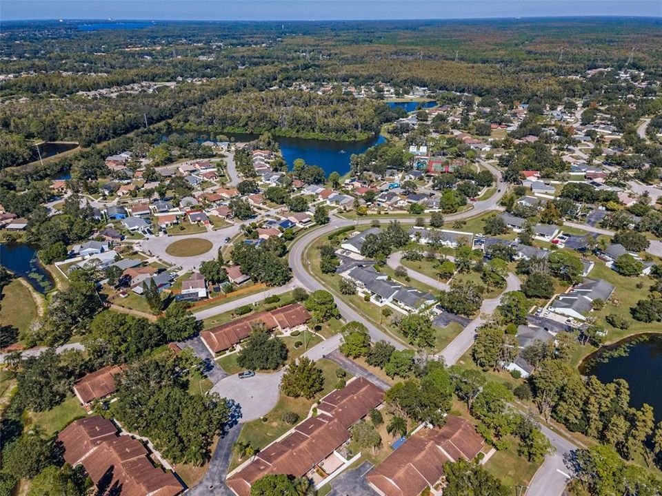 En Venta: $265,000 (2 camas, 2 baños, 900 Pies cuadrados)