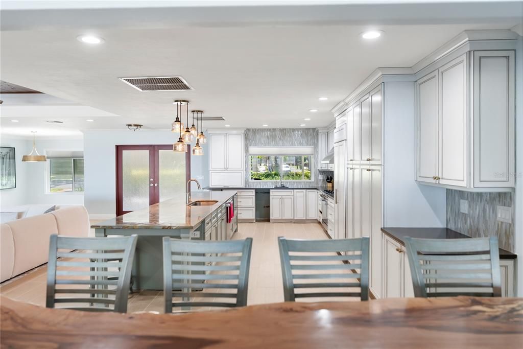 En Venta: $2,900,000 (4 camas, 3 baños, 4452 Pies cuadrados)