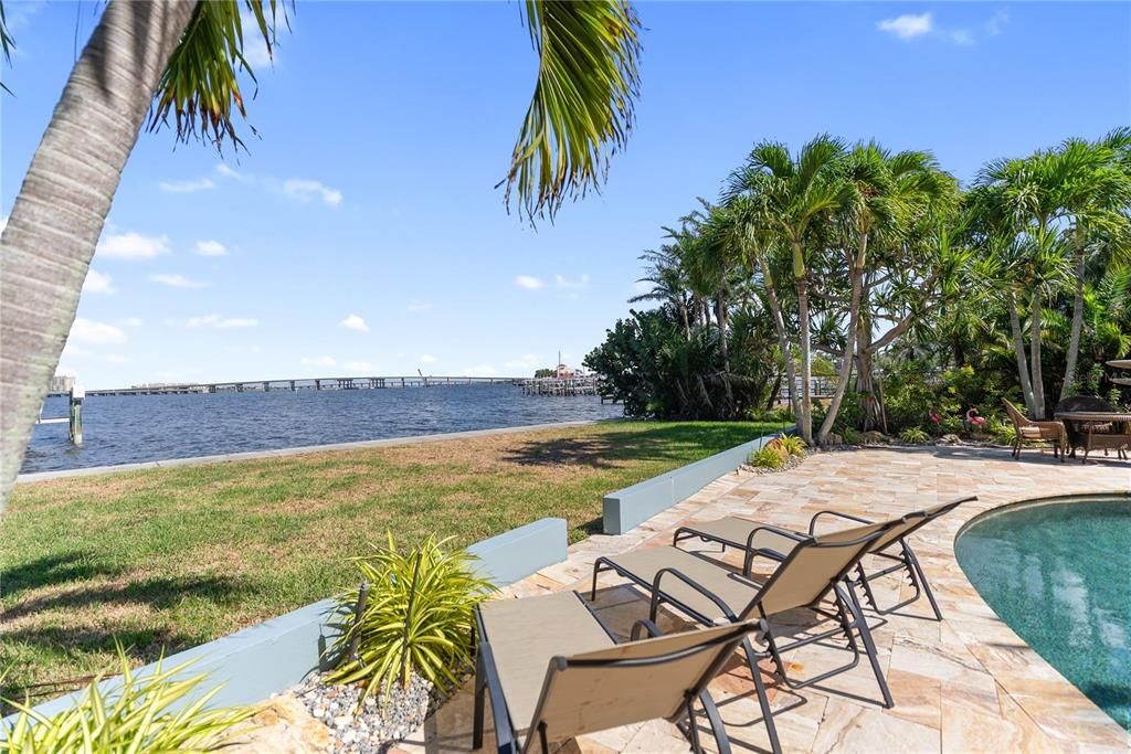 En Venta: $2,900,000 (4 camas, 3 baños, 4452 Pies cuadrados)